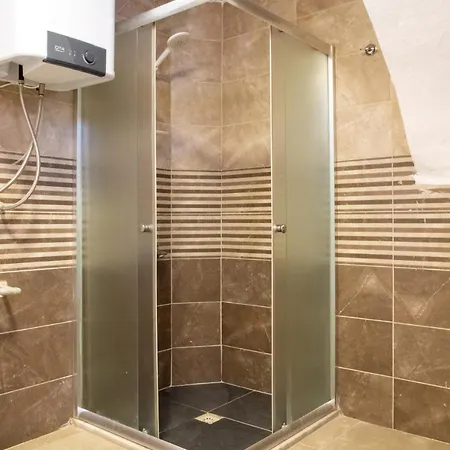 Апартаменты Sea View Retreat With Balcony 1 Min To